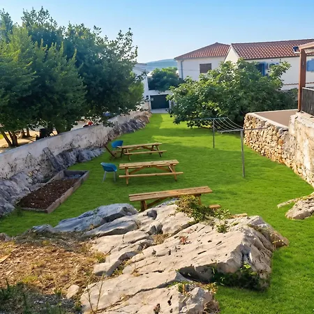 Modern 45 M² + Sea View * Betina (Sibenik-Knin)