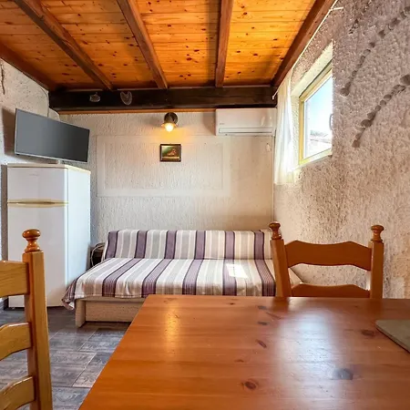 Modern 45 M² + Sea View Betina (Sibenik-Knin)